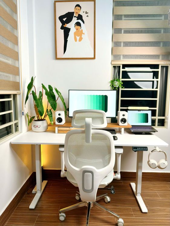 Bàn nâng hạ Sanotel thực tế
